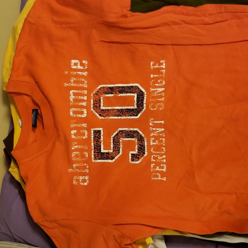 Abercrombie Tshirt